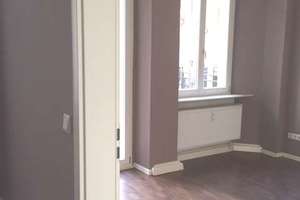 Die erste eigene Wohnung, mit Einbauküche, Balkon und Aufzug. – Kleine Lindenallee 5, 39108 Stadtfeld Ost, Magdeburg – Vorschaubild 2
