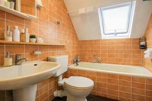 Bezugsfreie 3-Zimmer-Wohnung mit Garage in Stuttgart-Kaltental – Die vollständige Adresse der Immobilie erhältst du vom Anbieter., 70569 Kaltental, Stuttgart – Vorschaubild 6