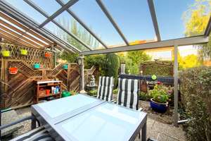 Charmantes Reiheneckhaus mit Garten
in aufstrebender Lage im Stuttgarter Osten – Die vollständige Adresse der Immobilie erhältst du vom Anbieter., 70190 Gaisburg, Stuttgart – Vorschaubild 11