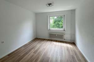 Attraktive 3½-Zimmer-Erdgeschoss-Wohnung in beliebter Lage – Die vollständige Adresse der Immobilie erhältst du vom Anbieter., 74074 Heilbronn, Heilbronn – Vorschaubild 2