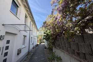 Modernes 6-Zimmer-Reihenhaus mit Garten und Stellplatz in Frankfurt-Sossenheim – 65936 Sossenheim, Frankfurt am Main – Vorschaubild 20