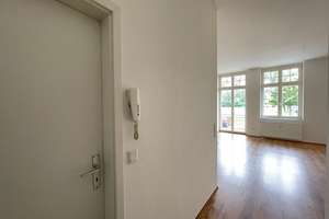 Gemütliche 1-Raum-Wohnung mit Einbauküche und Balkon – An der Enckekaserne 14, 39110 Stadtfeld West, Magdeburg – Vorschaubild 2
