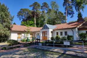 Wohnen mit Urlaubsfeeling - Freistehendes Haus in Strandnähe mit großem Garten und Carport – Freester Straße 11, 17509 Ostvorpommern (Kreis) – Vorschaubild 1