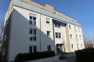 Moderne 3 Zimmer-Penthouse-Wohnung mit 89 m² Wfl., EBK, TG-Stellplatz in HN-Sontheim