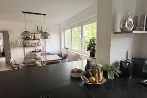 Provisionsfrei- renovierte 4,5-Zimmer-Wohnung mit Balkon in beliebter Lage – Die vollständige Adresse der Immobilie erhältst du vom Anbieter., 65189 Südost, Wiesbaden – Vorschaubild 3