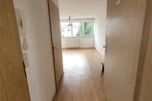 * Hübsches 1-Zi-Apartment mit Single-Küche * in ruhiger und zentraler Wohnlage * Nähe Stadtpark – Steigerwaldstraße 26, 90409 Nürnberg – Vorschaubild 5