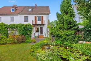 Wohnen am Röhrensee! Gepflegte Doppelhaushälfte mit traumhaftem Garten – Die vollständige Adresse der Immobilie erhältst du vom Anbieter., 95447 Birken/Quellhöfe, Bayreuth – Vorschaubild 2