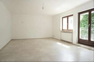 2-Zimmer ETW, Balkon, Gäste-WC & Einbauküche in gefragter Lage von Wiesbaden – 65191 Bierstadt, Wiesbaden – Vorschaubild 2