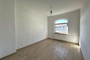 3-Zimmer-Wohnung mit Balkon in Bremerhaven-Lehe! – Eupenerstraße 14, 27576 Lehe, Bremerhaven – Vorschaubild 1