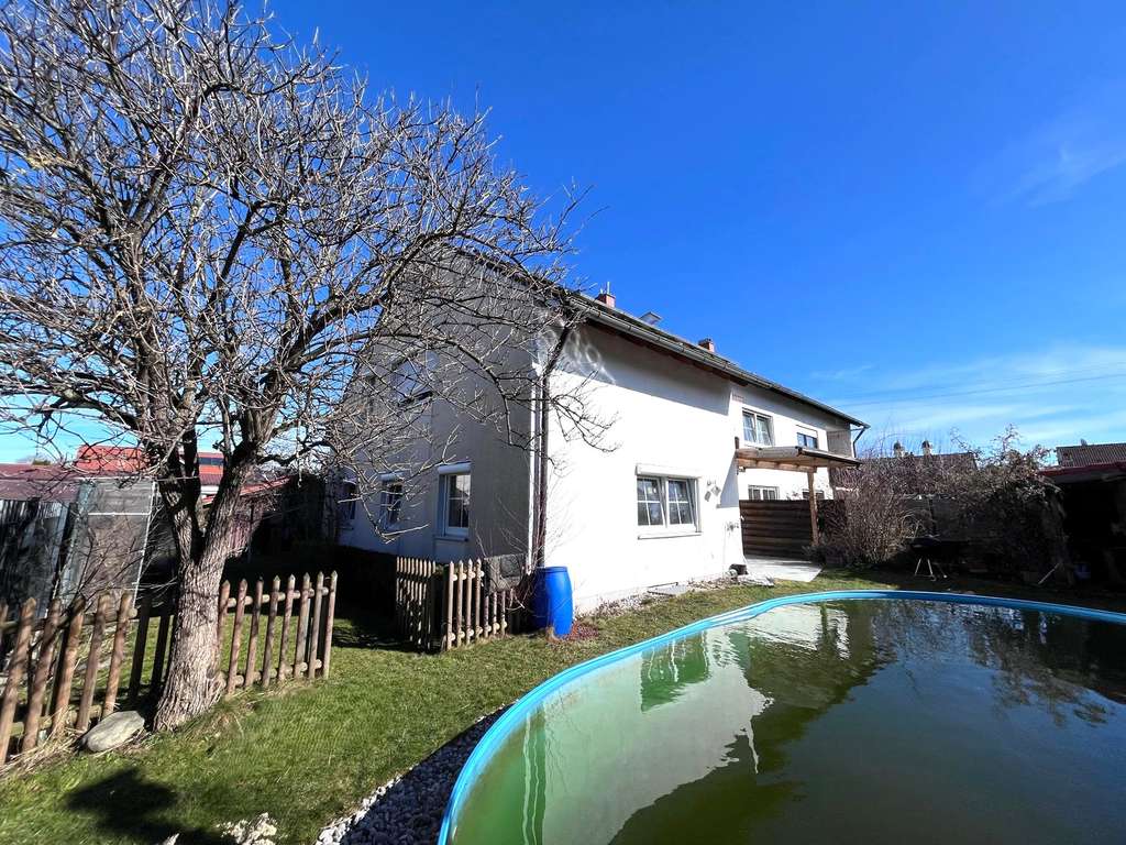 Immobilie in Germaringen - Doppelhaushälfte mit 3 Einheiten – ideal für Kapitalanleger & Mehrgenerationenfamilien - Bild 1