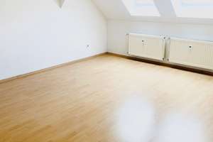 Helle 2-Zimmer Wohnung im 5. OG in Berlin-Neukölln – Braunschweigerstr. 12, 12055 Neukölln (Ortsteil), Berlin – Vorschaubild 1