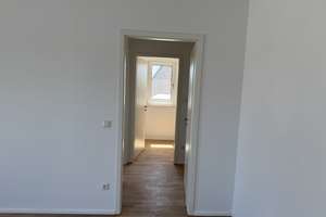 Erstbezug | 3-Zimmer über den Dächern | Einbauküche | Balkon | Einzelgarage | KFW55 | ER-Zentrum – Anton-Bruckner-Straße 8, 91052 Röthelheim, Erlangen – Vorschaubild 19