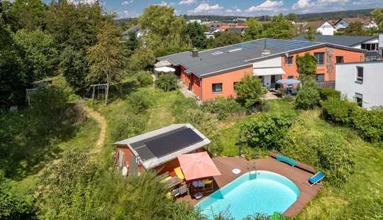 Bild von Mehrgenerationenhaus 3075m² Naturgarten Pool+Gartensauna Ortsrandlage ideal für Hobby/Beruf u Wohnen