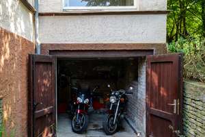 Klassischer Charme trifft Stadtnähe – großzügiges Einfamilienhaus in Herford – Die vollständige Adresse der Immobilie erhältst du vom Anbieter., 32052 Herford – Vorschaubild 26