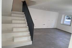 Neuwertiges 8-Zimmer Einfamilienhaus in Konnersreuth mit 200 m² Wfl. – Winkl 1, 95692 Konnersreuth – Vorschaubild 6