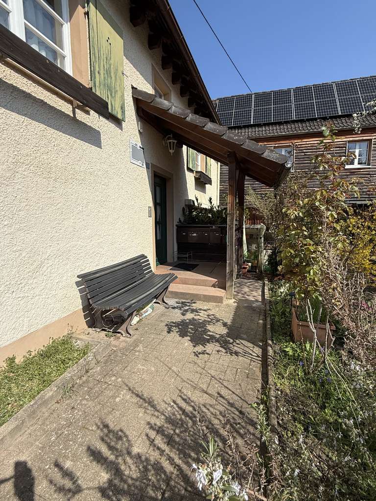 Immobilie in Badenweiler - Schöne 3 Zimmer Wohnung in Oberweiler!
Klein, aber fein!Sofort beziehbar.
Saniert 2015! - Bild 4