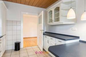 Altbau-Charme mit Gartenanteil – Großzügige 4-Zimmer DG-Wohnung in ruhiger Lage von Wolfenbüttel – Die vollständige Adresse der Immobilie erhältst du vom Anbieter., 38302 Wolfenbüttel – Vorschaubild 10