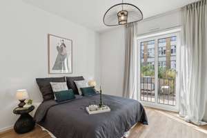 Stilvolles Dachgeschossapartment: 3-Zimmer-Wohnung mit schönem Balkon und Einbauküche – Friedenauer Höhe 9, 12159 Friedenau, Berlin – Vorschaubild 11