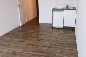 Klein, fein, mein! - top renoviertes 1-Zi.-Single-Appartment mit EBK + Balkon in Citynähe – 86152 Jakobervorstadt-Nord, Augsburg – Vorschaubild 2