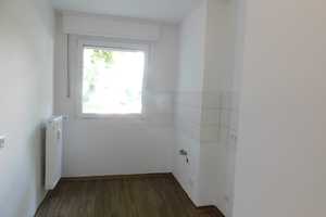 Renovierte, großzügige 2-Zimmer-Wohnung im EG – Jahnplatz 8, 45143 Essen – Vorschaubild 4