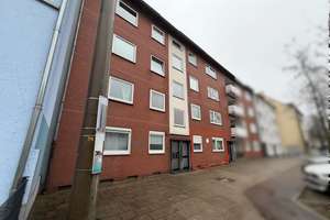 Erdgeschosswohnung mit Sanierungsbedarf
