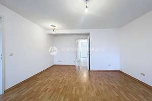 2 große Zimmer mit Aufzug & Balkon Altstadt Köpenick mit Umwandlungspotenzial in 3-Zimmer-Wohnung ! – Kietzer Str. 7, 12555 Köpenick, Berlin – Vorschaubild 10