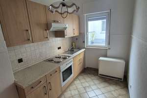 2-Zimmer Wohnung in 65201 Wiesbaden-Schierstein, Nähe Hafen und Rhein – Die vollständige Adresse der Immobilie erhältst du vom Anbieter., 65201 Schierstein, Wiesbaden – Vorschaubild 1