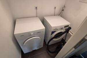 Möbliertes XL-Zimmer (21m²) in stilvoller 3er-Studenten-WG – München, Spitzwegstraße – Spitzwegstraße 15, 81373 Untersendling, München – Vorschaubild 6