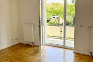 Großzügige 2-Zimmer-Wohnung mit riesigem Balkon + Einbauküche – Die vollständige Adresse der Immobilie erhältst du vom Anbieter., 1277 Seidnitz/Dobritz, Dresden – Vorschaubild 3