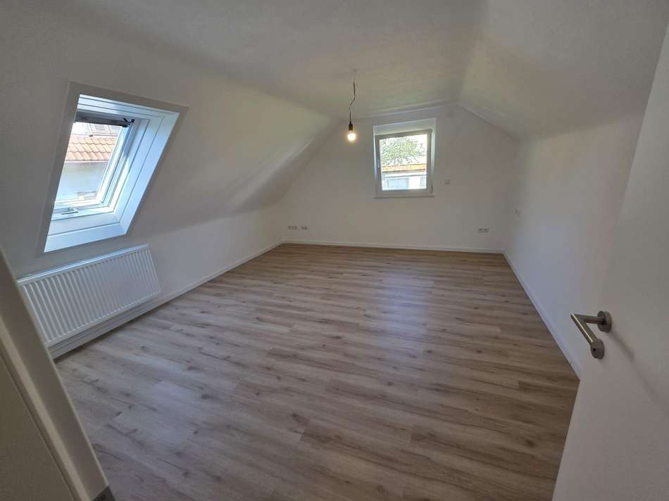 Schlafzimmer DG