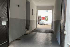 VON PRIVAT, PROVISIONSFREIES MÖBLIERTES 1 ZIMMERAPARTMENT ZENTRAL IN WIESBADEN STADTMITTE – Adelheidstraße 21, 65185 Mitte, Wiesbaden – Vorschaubild 2