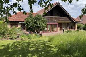 Charmantes Zuhause mit Einliegerwohnung – ruhig und naturnah in Caldern – Marburg-Biedenkopf (Kreis) – Vorschaubild 1