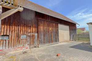 1.200 m² Grund! Platz für Ideen, Raum für Familie – Einfamilienhaus mit Scheune in Schwabach! – Schwabach – Vorschaubild 5