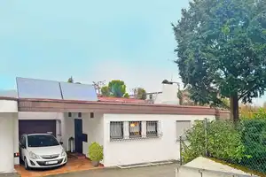 Stuttgart-Hoffeld: Wunderbarer unverbaubarer Fernblick - Villa mit Einliegerwohnung, Garten & Garage – Stuttgart – Vorschaubild 2