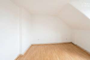 Dachgeshoss Wohnung, Immengarten 34 – Die vollständige Adresse der Immobilie erhältst du vom Anbieter., 31134 Oststadt / Stadtfeld, Hildesheim – Vorschaubild 3