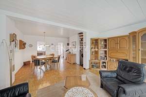 Property thumbnail 11