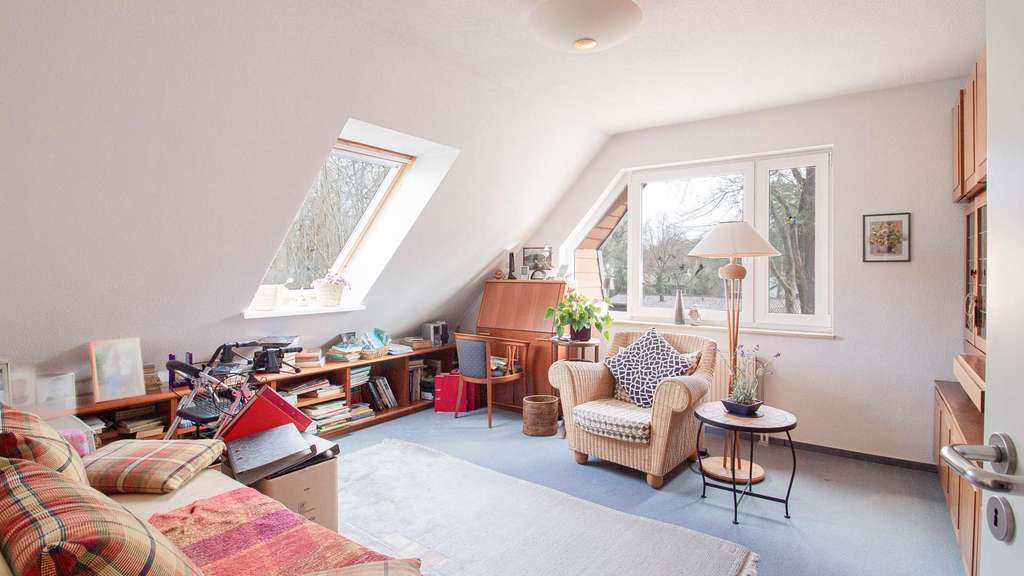 Immobilie in Schönefeld - Familienfreundlich & komfortabel – 150 m² Wohlfühlfläche mit Balkon - Bild 2