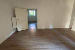 4,5-Zimmer-Wohnung in Gelsenkirchen-Ückendorf ab sofort frei – Flöz Sonnenschein 49, 45886 Ückendorf, Gelsenkirchen – Vorschaubild 5