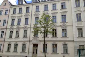 Zentral gelegene, sanierte 4-Raum-Wohnung mit EBK, Balkon, Gartennutzung in Potsdam – Großbeerenstraße 67, 14482 Babelsberg Süd, Potsdam – Vorschaubild 1