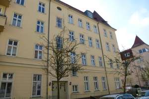 Bezugsfreie 2-Zimmer DG-Wohnung in *Top-Lage* in Potsdam-Babelsberg – Die vollständige Adresse der Immobilie erhältst du vom Anbieter., 14482 Babelsberg Süd, Potsdam – Vorschaubild 2