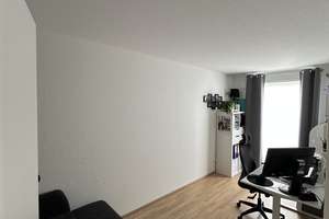 Modernes Reihenhaus mit Dachterrasse, Heimkino & schneller S-Bahn-Anbindung nach Stuttgart – Die vollständige Adresse der Immobilie erhältst du vom Anbieter., 73630 Remshalden – Vorschaubild 8