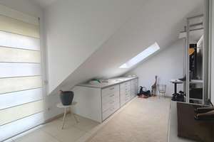 ** Vor den Toren Frankfurts - Exklusive Doppelhaushälfte mit neuer Luxus-EBK, Wall-Box & Garage! ** – Heinrich-Heine-Straße 12, 63303 Dreieich – Vorschaubild 20