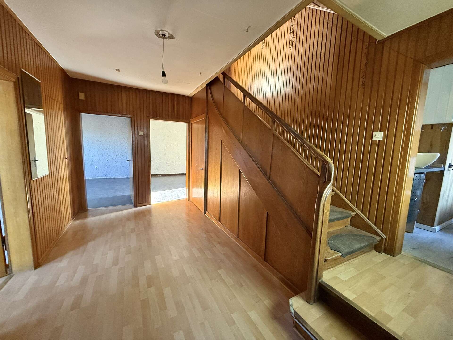 Immobilie in Gehlert - Einfamilienhaus mit großem Nebengebäude – großzügiges Grundstück inklusive! - Bild 16