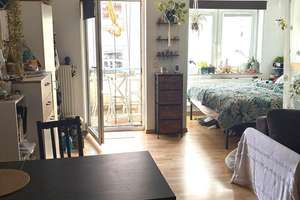 Bezugsfrei ab 01.10.: Helles 1-Zimmer-Apartment mit Balkon am Weinbergpark - provisionsfrei