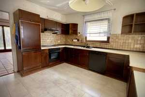 Gepflegtes 4-Zimmer-Einfamilienhaus mit Wintergarten in Heilbronn Frankenbach – Heilbronn – Vorschaubild 6