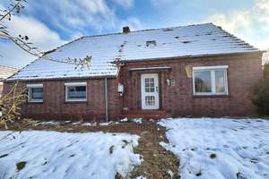 Stark sanierungsbedürftiges Landhaus in Westermoordorf - ruhig und ländlich!  – Die vollständige Adresse der Immobilie erhältst du vom Anbieter., 26532 Großheide – Vorschaubild 2