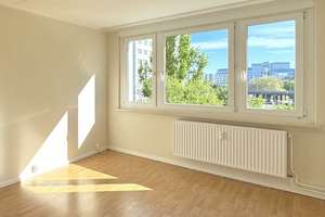Bezugsfreie und sanierte 4-Zimmer Wohnung mit Weitblick
