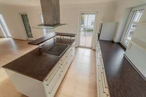 Wunderschöne Villa mit Einliegerwohnung – Die vollständige Adresse der Immobilie erhältst du vom Anbieter., 85614 Kirchseeon – Vorschaubild 13
