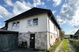 Großzügiges Einfamilienhaus mit Einliegerwohnung direkt am Elbdeich in Hamburg Kirchwerder – Die vollständige Adresse der Immobilie erhältst du vom Anbieter., 21037 Kirchwerder, Hamburg – Vorschaubild 2