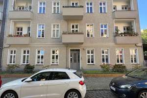 Helle 2-Zimmer Wohnung mit Blick auf die Dahme im 3. OG mit Balkon in Berlin-Köpenick